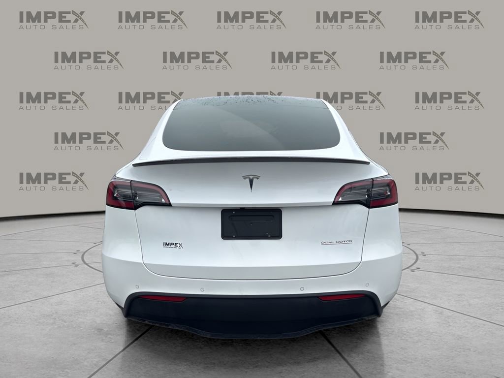 Used 2022 Tesla Model Y Performance image 4