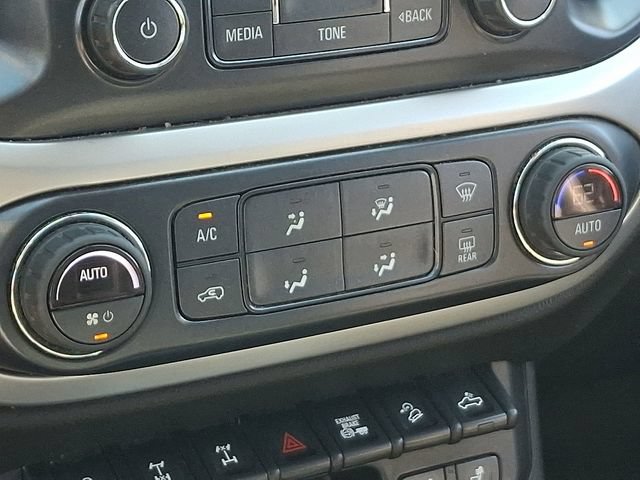 Used 2018 Chevrolet Colorado ZR2 AWD/4WD image 16