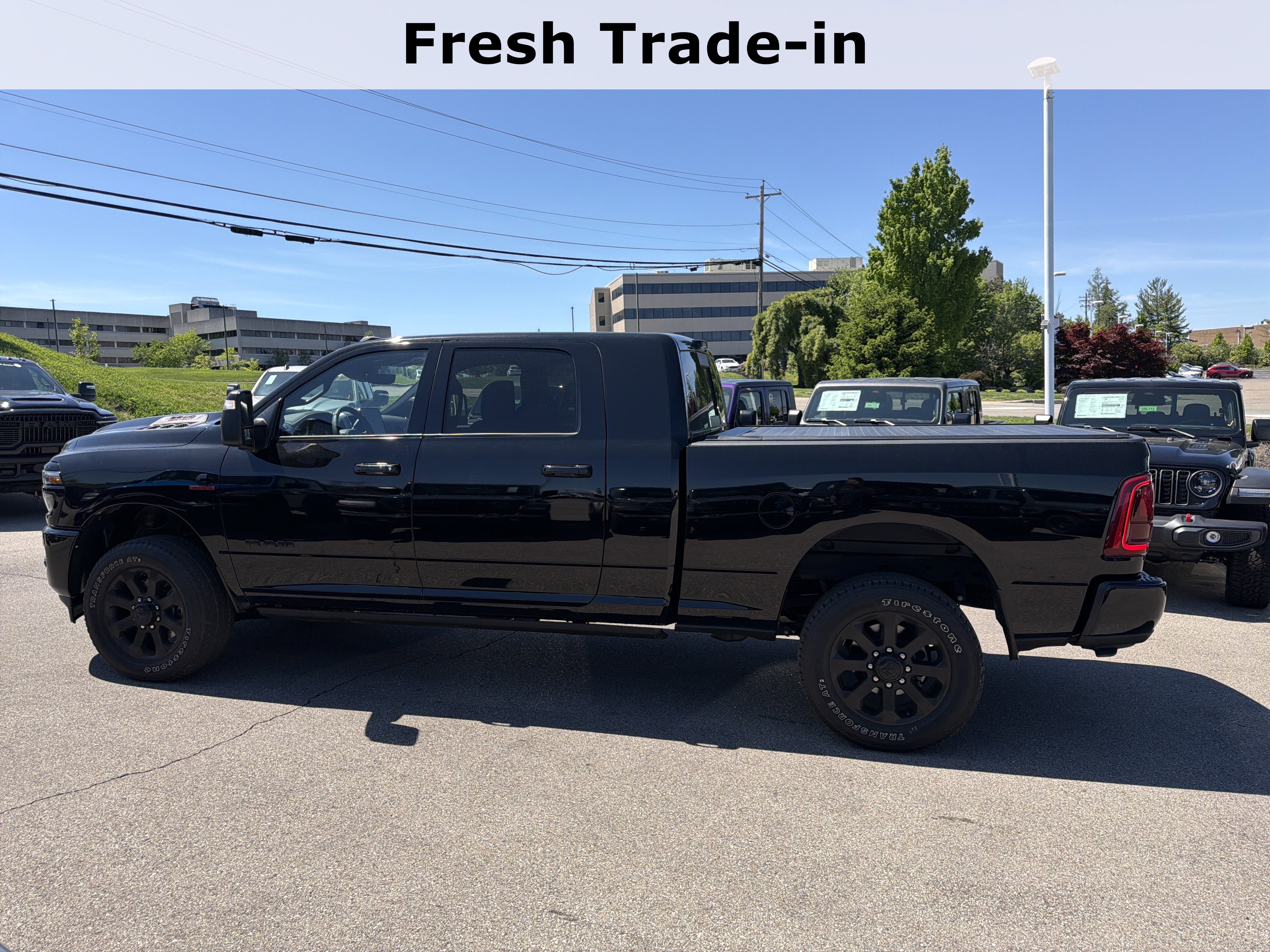 Used 2025 RAM 2500 Laramie AWD/4WD image 7