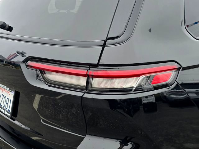 Certified 2023 Jeep Grand Cherokee L Laredo image 30