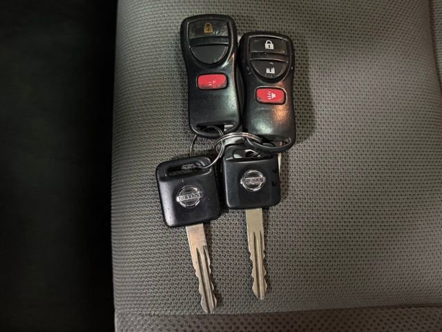 Used 2006 Nissan Frontier XE w/ (G01) XE Preferred Pkg image 34