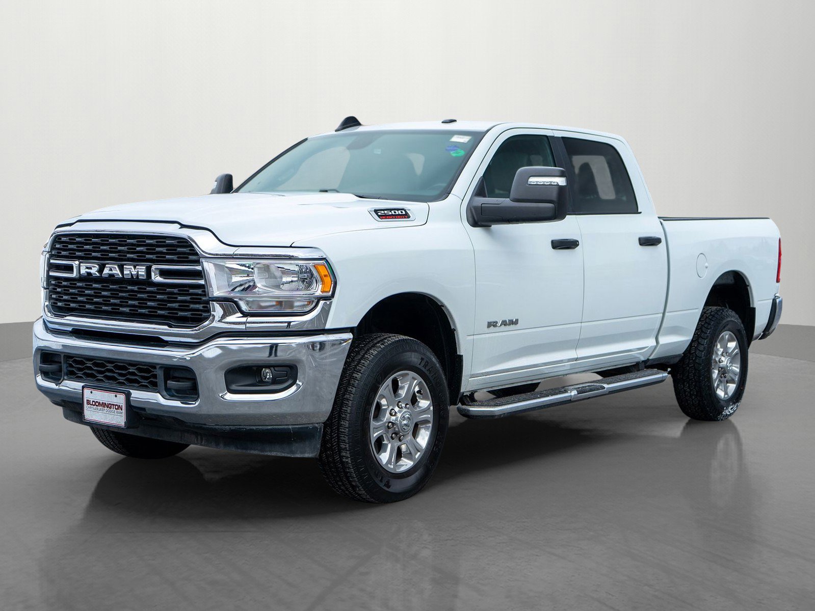 Used 2024 RAM 2500 Big Horn AWD/4WD image 3