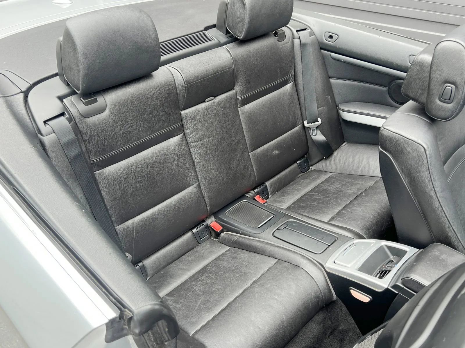 Used 2012 BMW 328i Convertible image 16