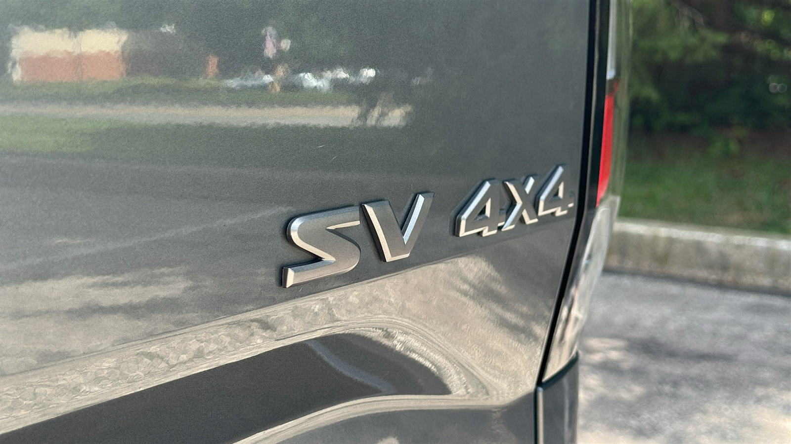 Used 2022 Nissan Frontier SV AWD/4WD image 9