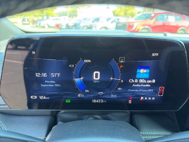 Certified 2024 Chevrolet Blazer EV LT AWD/4WD image 15