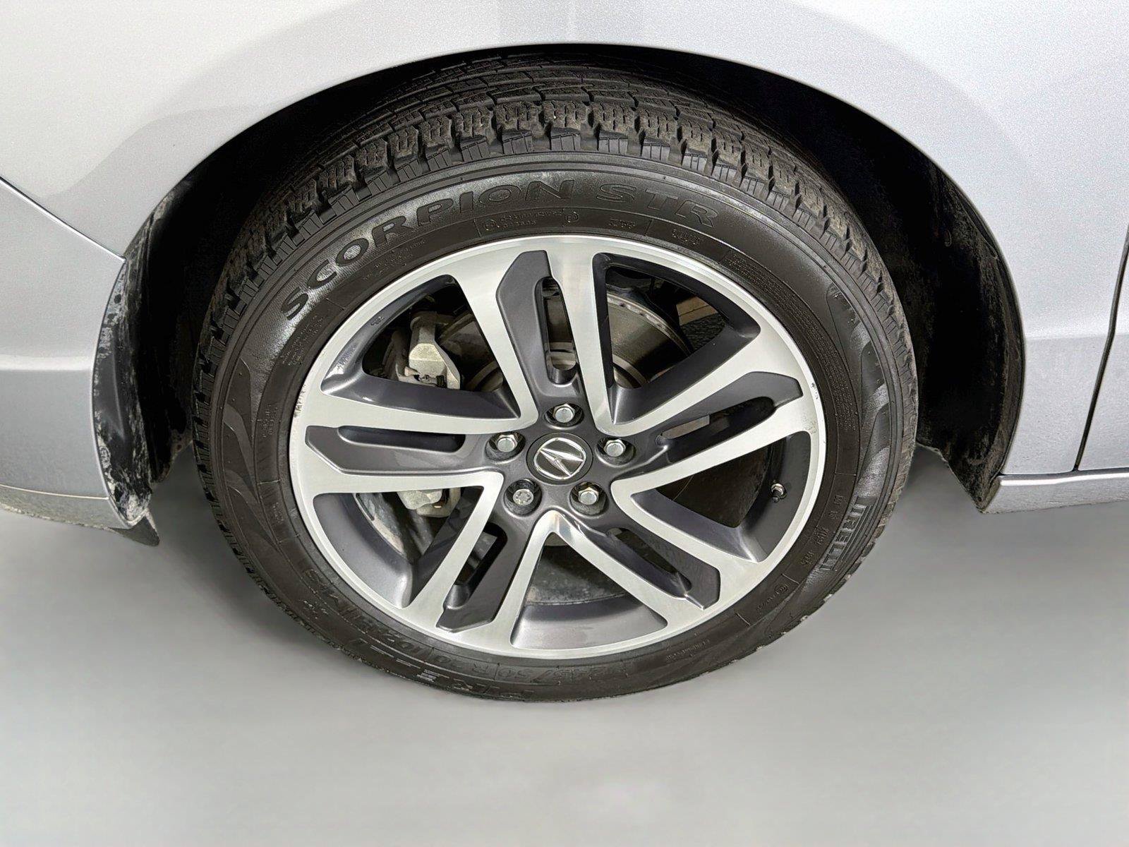 Used 2017 Acura MDX w/ Advance Package AWD/4WD image 32