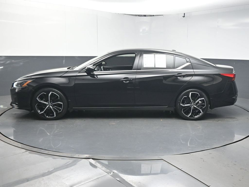 Used 2023 Nissan Altima 2.5 SR image 5