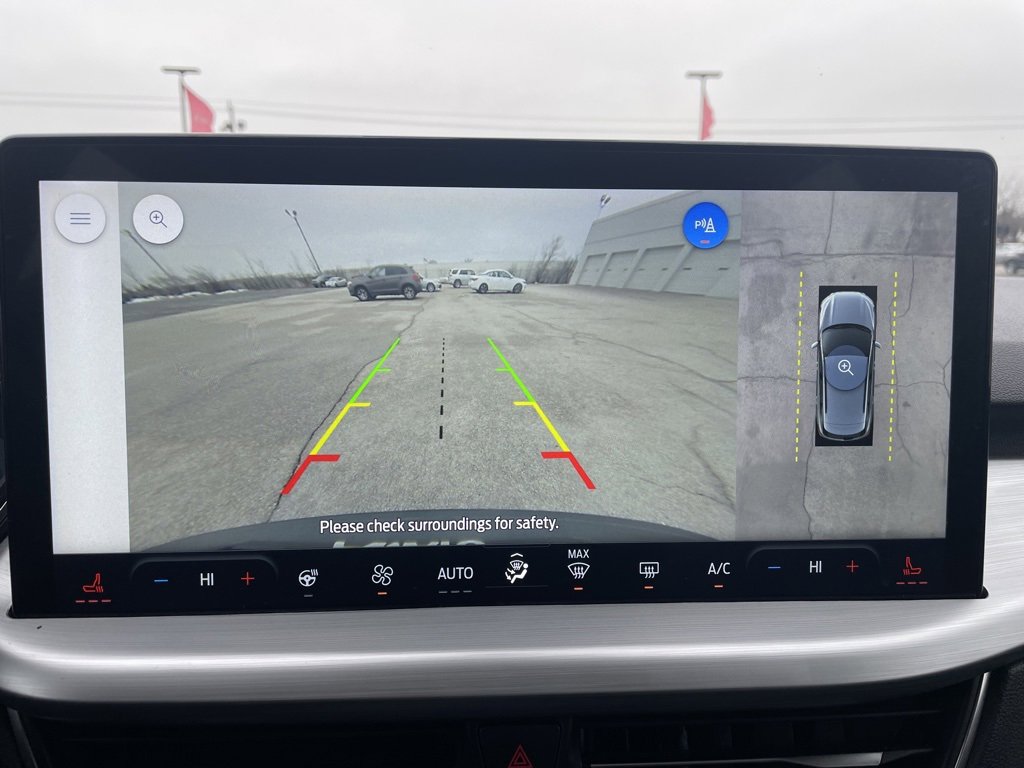 Used 2023 Ford Escape Platinum image 25