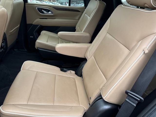 Used 2021 Chevrolet Tahoe Premier w/ Premium Package AWD/4WD image 10