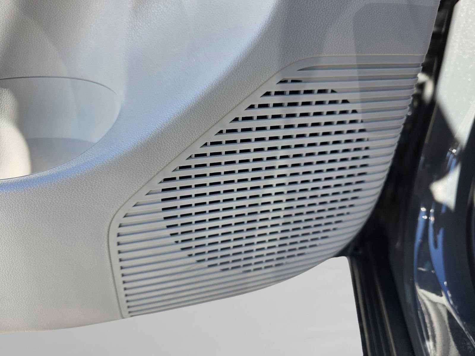 New 2026 Hyundai Kona SE image 21