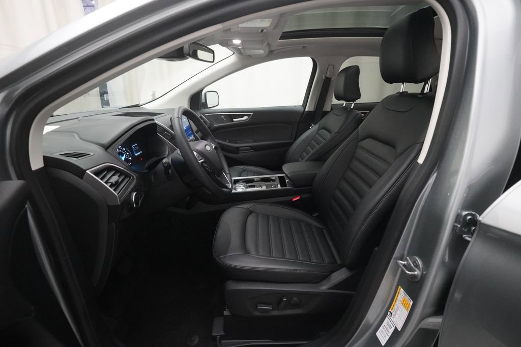 Used 2024 Ford Edge SEL w/ Convenience Package image 7