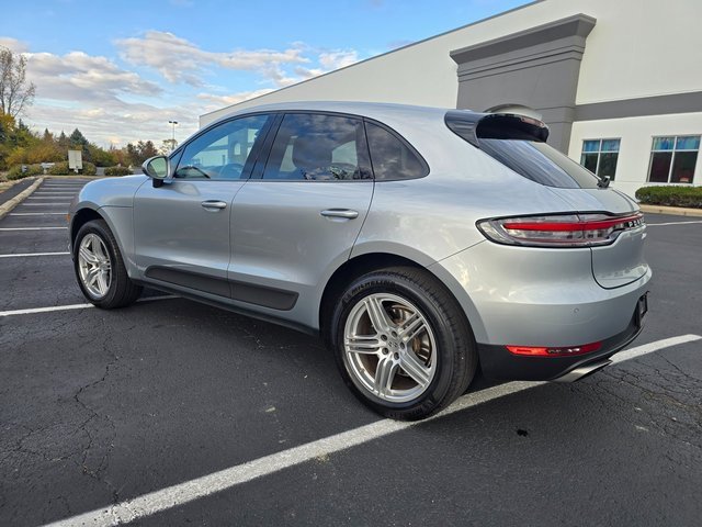 Used 2021 Porsche Macan image 9