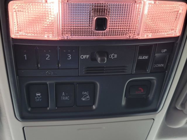 Used 2021 Toyota 4Runner Nightshade AWD/4WD image 36