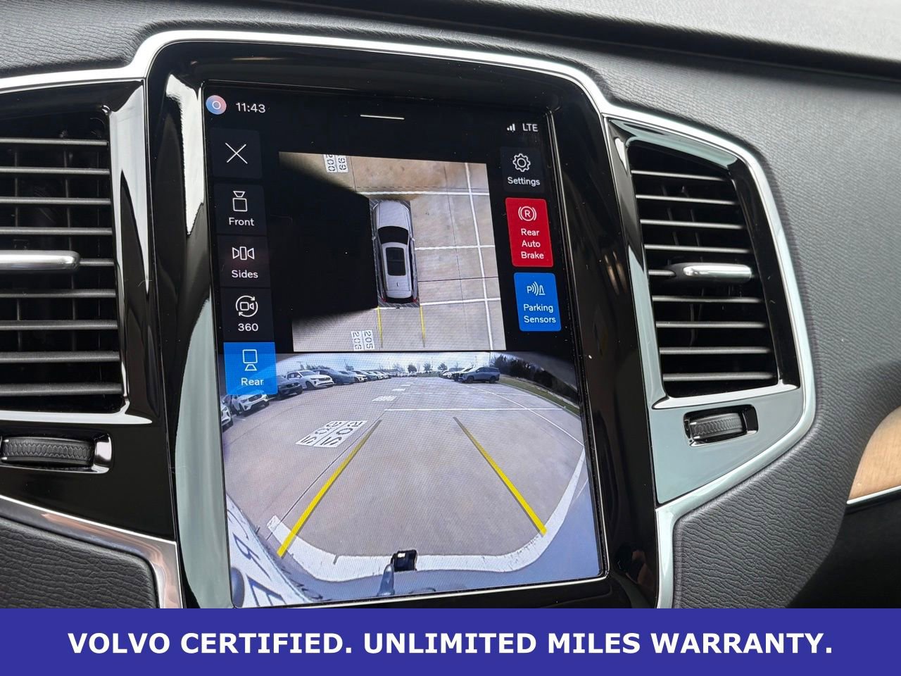 Certified 2024 Volvo XC90 B6 Plus w/ Protection Package Premier image 24