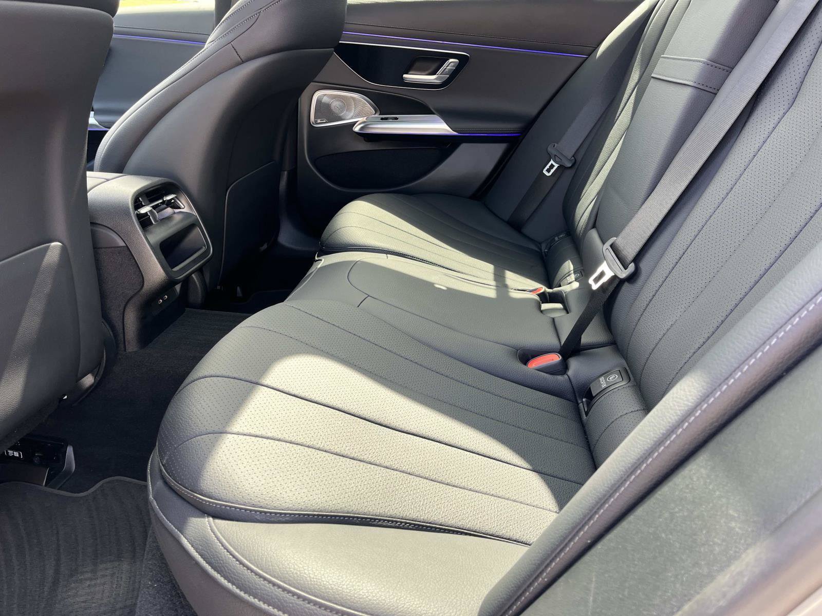 Certified 2025 Mercedes-Benz E 450 4MATIC Sedan image 17