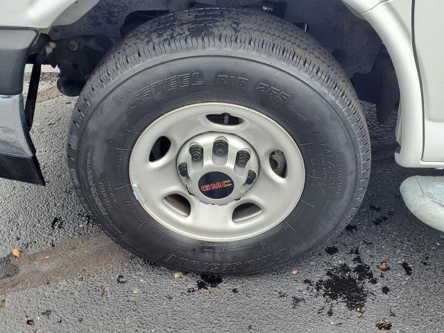 Used 2023 GMC Savana 2500 w/ Driver Convenience Package image 5