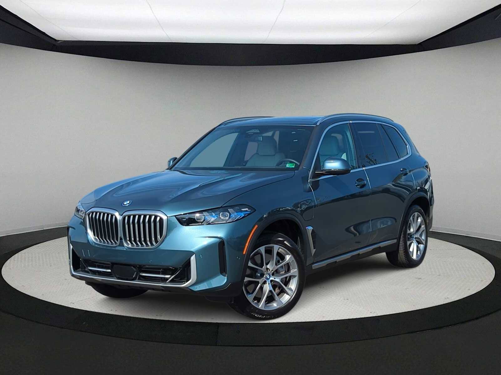 Used 2025 BMW X5 xDrive50e w/ Premium Package