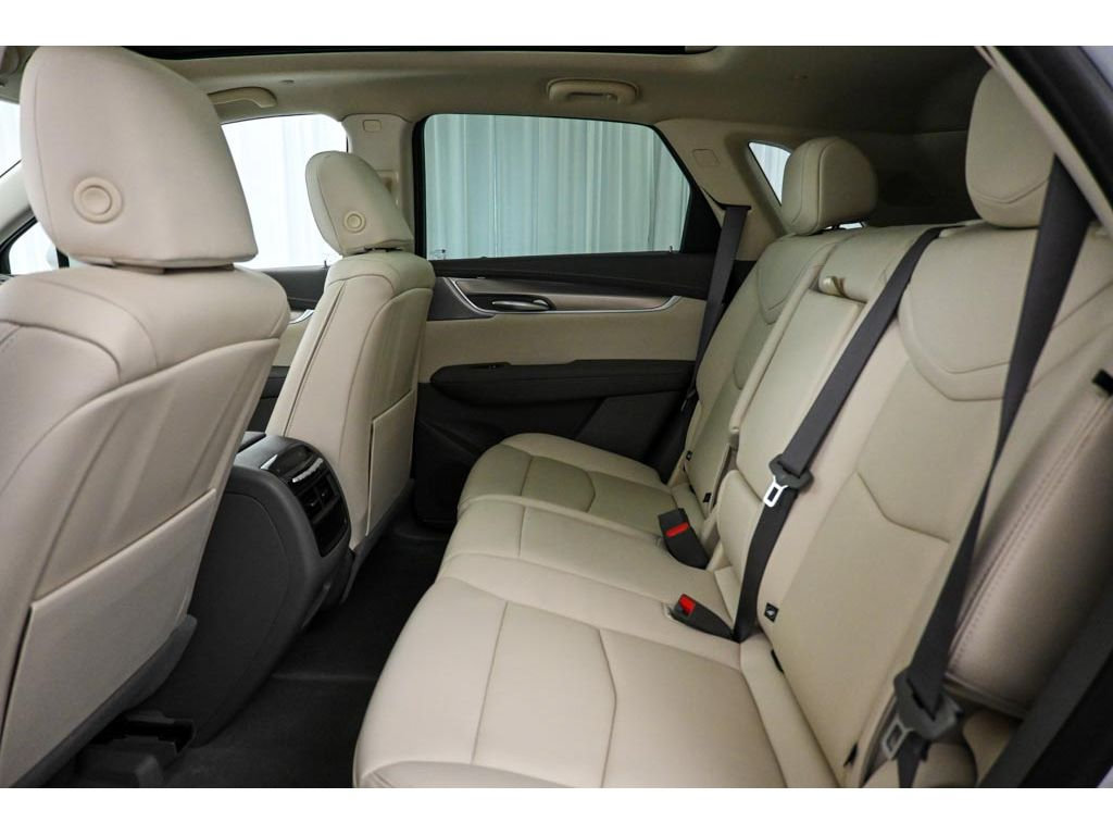 New 2026 Cadillac XT5 Premium Luxury w/ Driver Assist Package AWD/4WD image 12