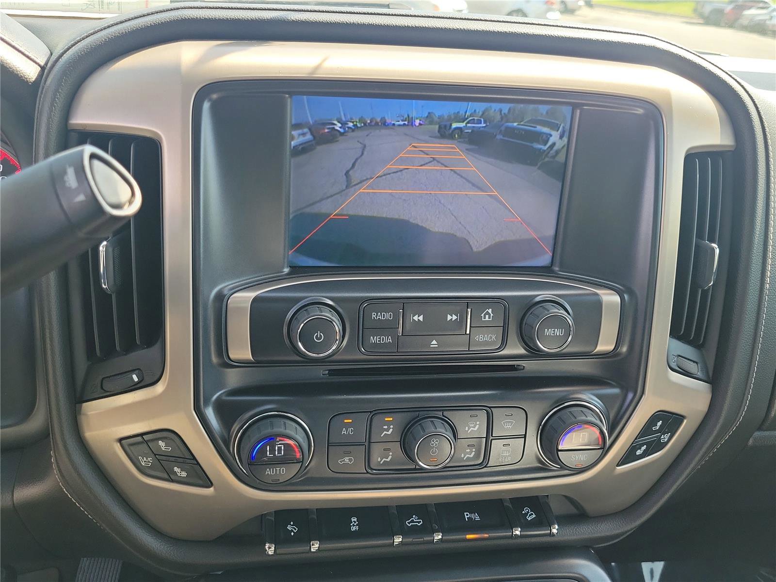 Used 2015 GMC Sierra 1500 Denali image 29