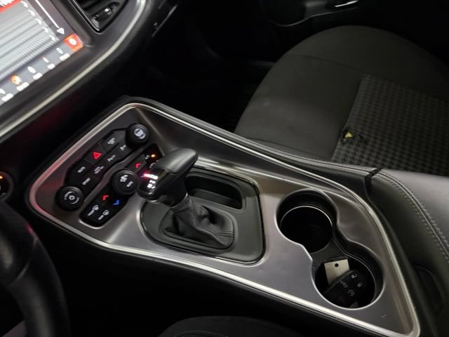 Used 2019 Dodge Challenger R/T RWD image 39