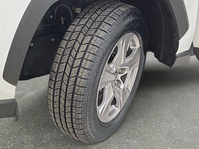 Certified 2023 Toyota RAV4 XLE AWD/4WD image 28