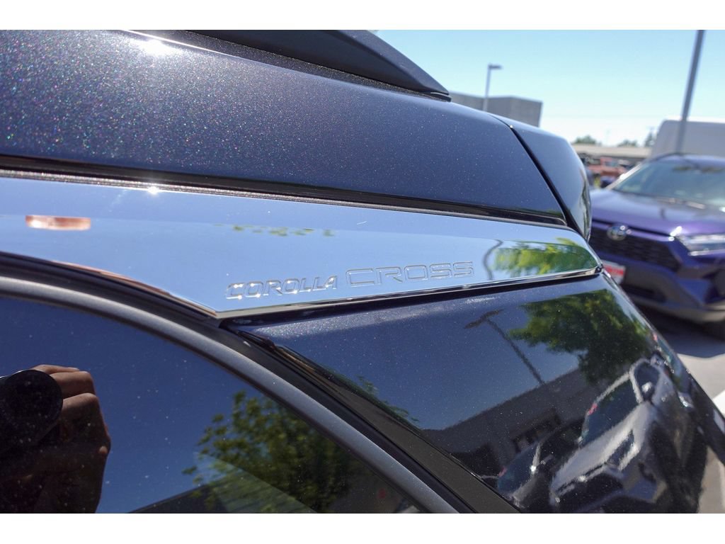 Certified 2023 Toyota Corolla Cross XLE FWD image 28