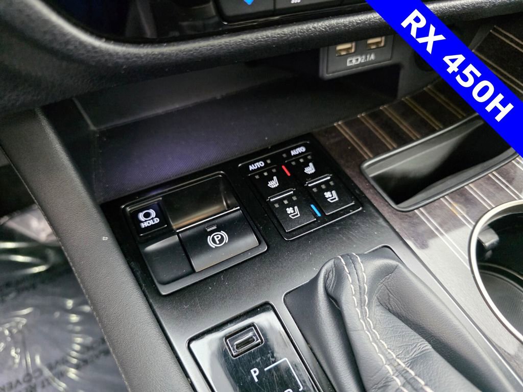 Used 2020 Lexus RX 450h AWD w/ Luxury Package image 25