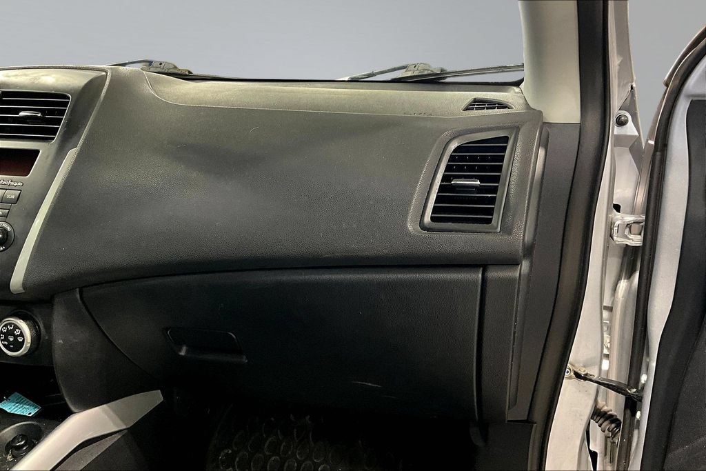 Used 2011 Mitsubishi Outlander Sport SE AWD/4WD image 23