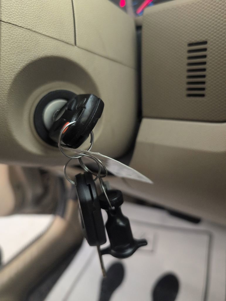 Used 2012 Ford Escape Limited image 38