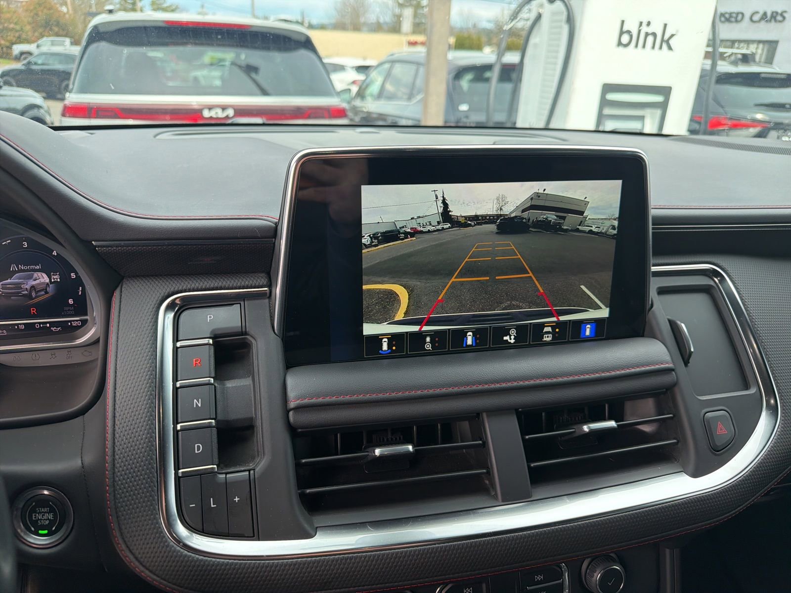 Used 2022 Chevrolet Tahoe RST w/ Luxury Package image 40