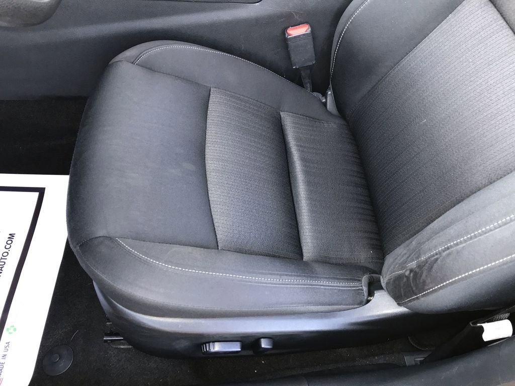 Used 2024 Nissan Altima 2.5 SV image 12