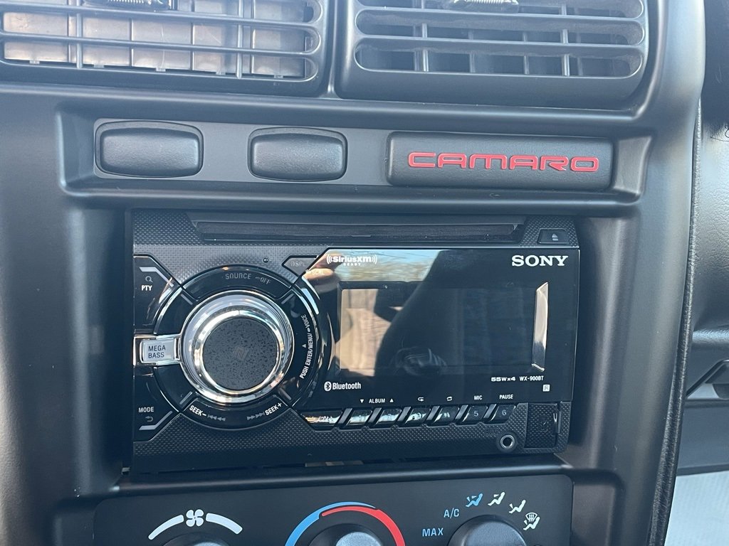 Used 2000 Chevrolet Camaro Z28 image 24