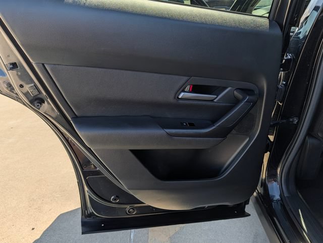 Used 2025 MAZDA CX-50 AWD 2.5 S w/ Preferred Package image 16
