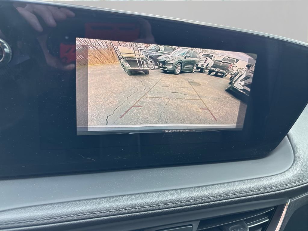 Used 2024 Buick Encore GX Preferred image 32