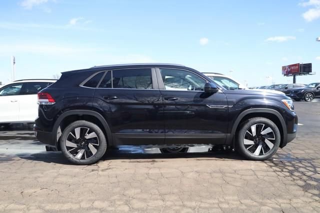 New 2026 Volkswagen Atlas Cross Sport SE image 4