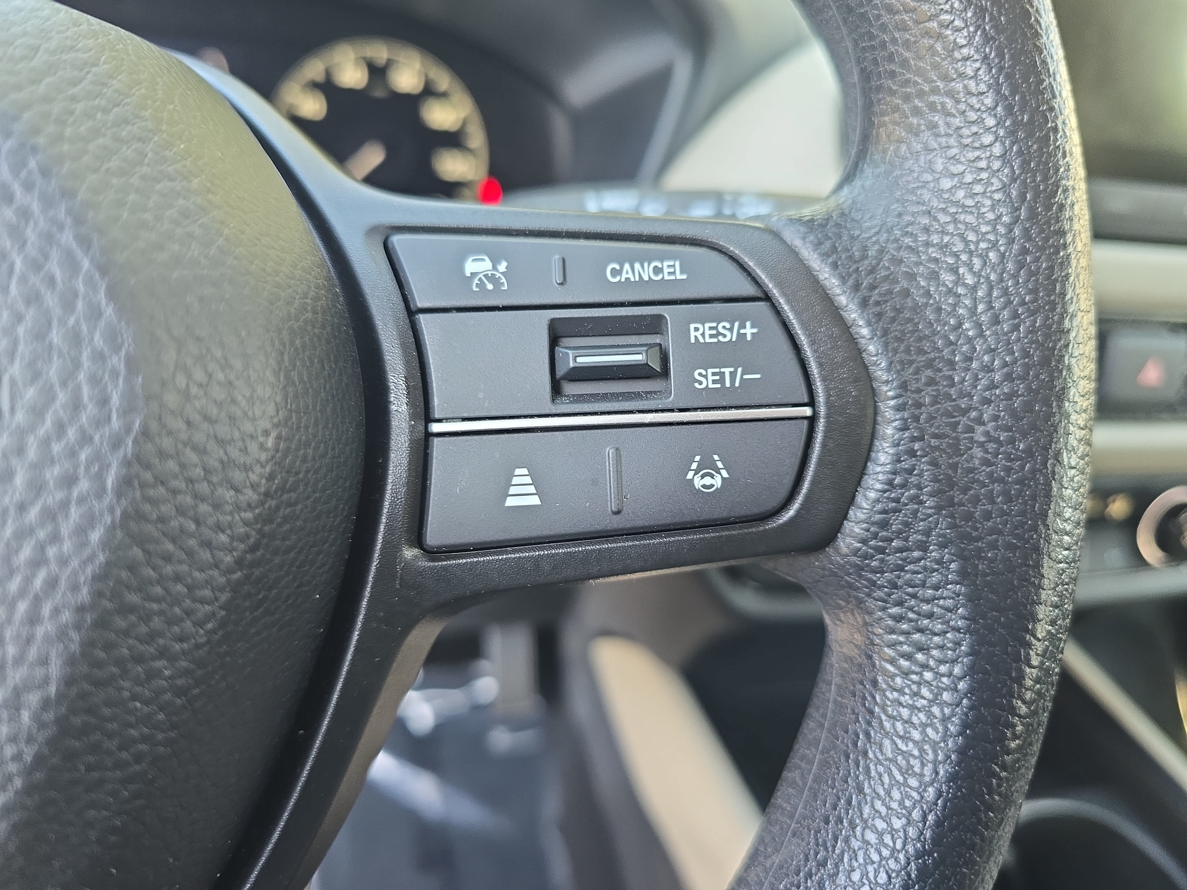 Certified 2024 Honda HR-V LX image 17