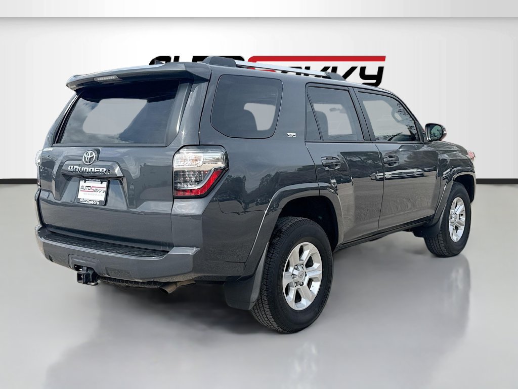 Used 2024 Toyota 4Runner SR5 Premium w/ Moonroof Package RWD image 7