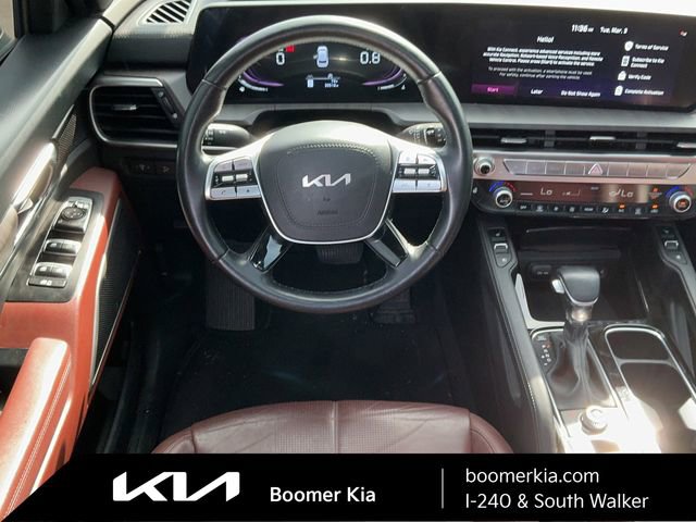 Used 2023 Kia Telluride EX w/ EX Captain's Chair Package image 14