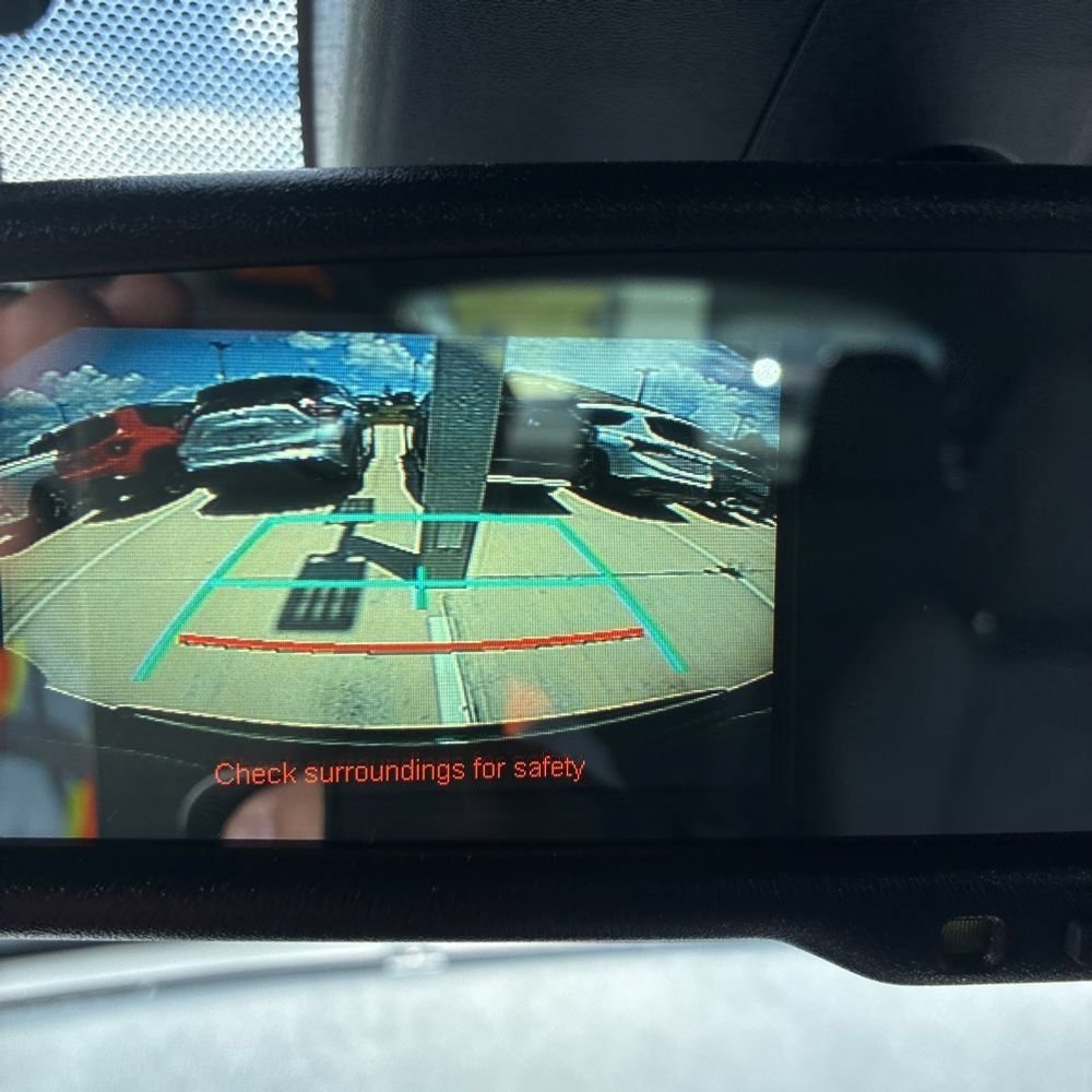 Used 2018 Toyota C-HR XLE FWD image 11