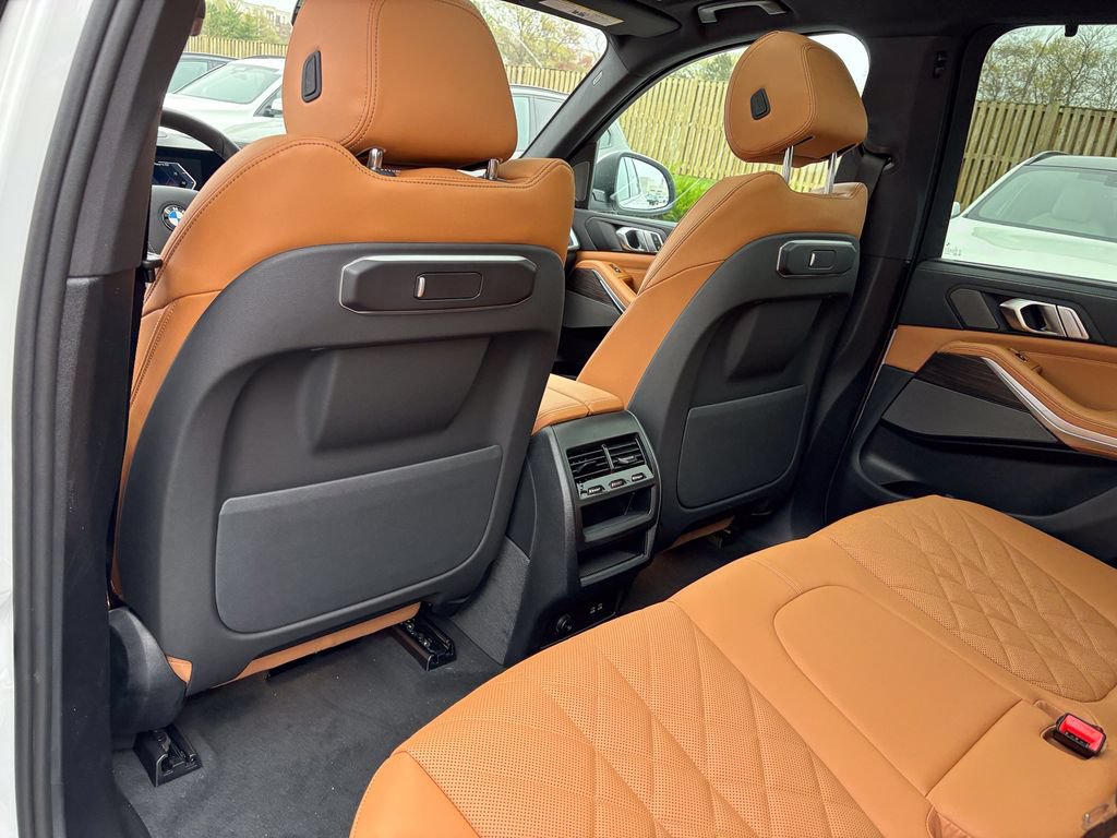 New 2026 BMW X5 xDrive40i w/ Executive Package AWD/4WD image 30
