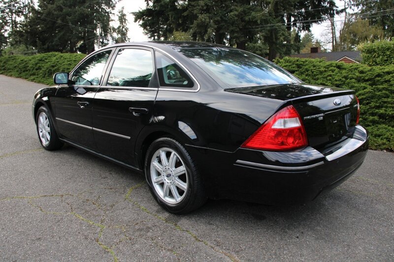 Used 2005 Ford Five Hundred Limited AWD/4WD image 4