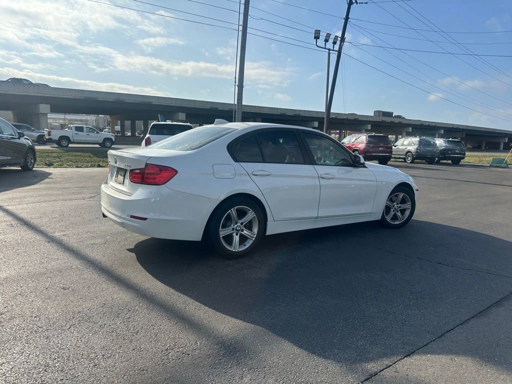Used 2015 BMW 320i xDrive Sedan image 6