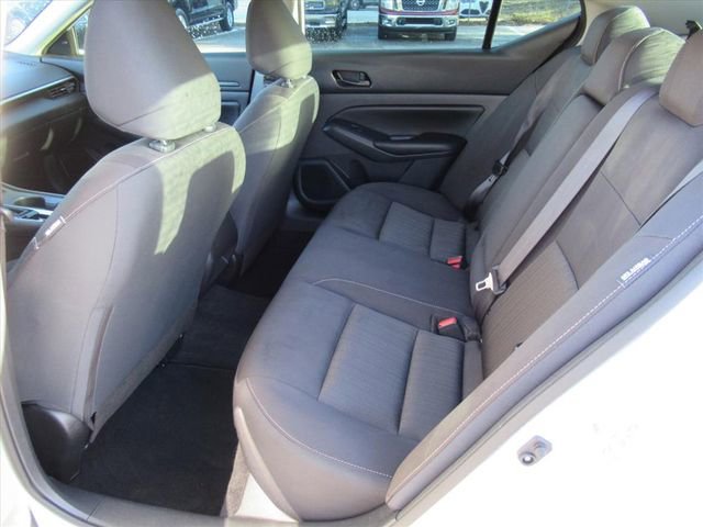 Used 2024 Nissan Altima 2.5 S image 28