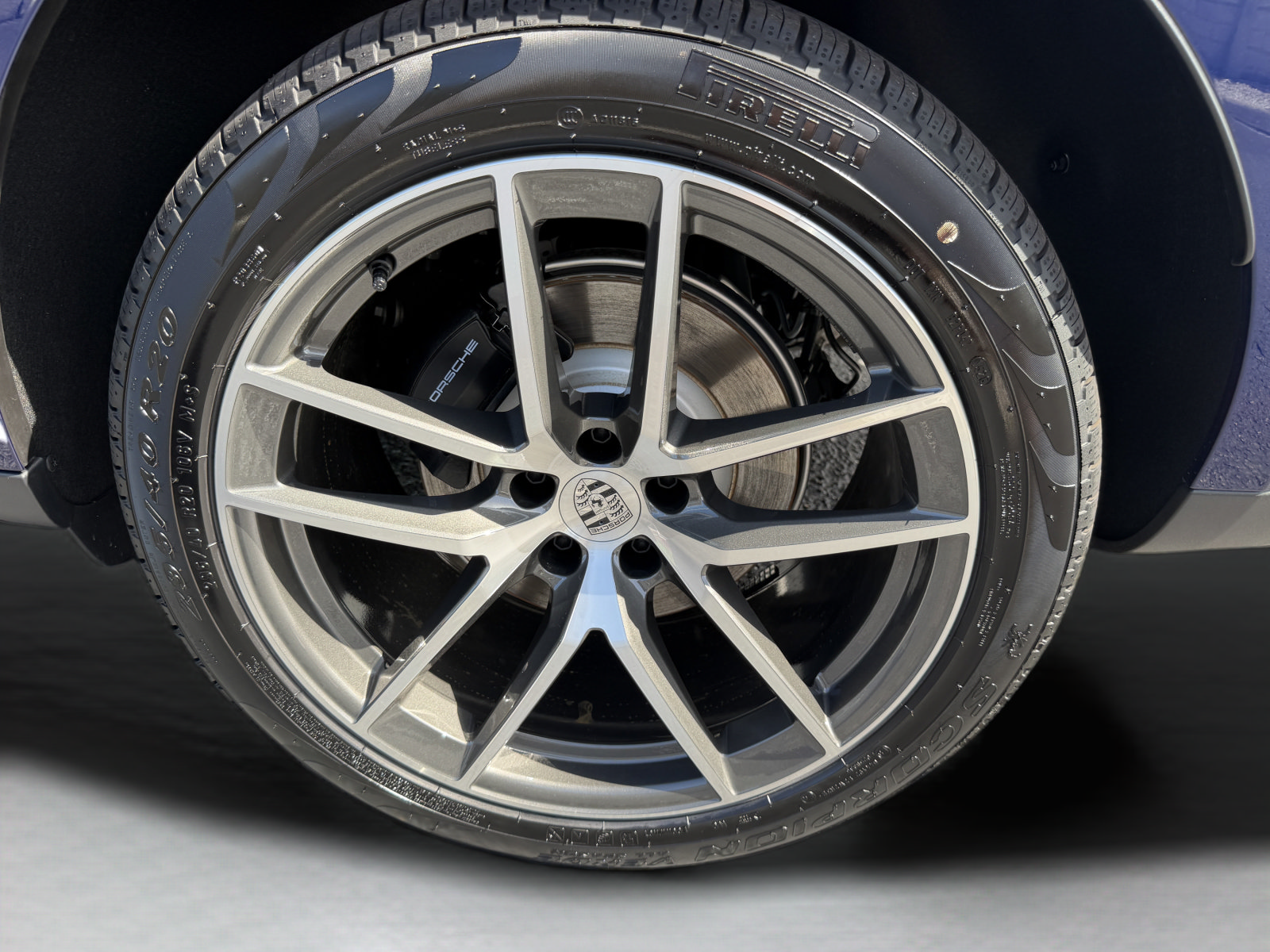 New 2026 Porsche Macan AWD/4WD image 9