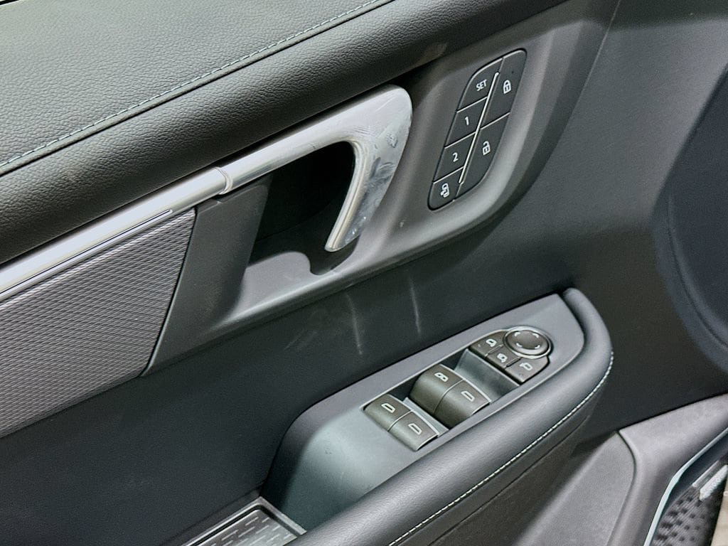 New 2026 Buick Enclave Sport Touring w/ Power Package FWD image 20