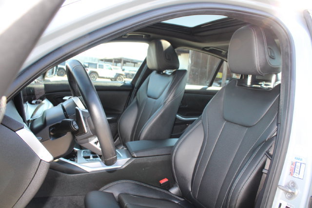 Used 2026 BMW 330i xDrive Sedan AWD/4WD image 34