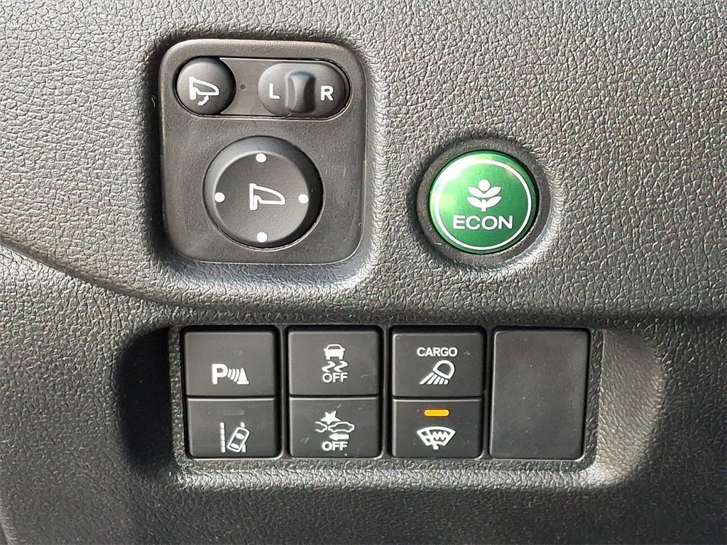 Used 2025 Honda Ridgeline TrailSport image 26