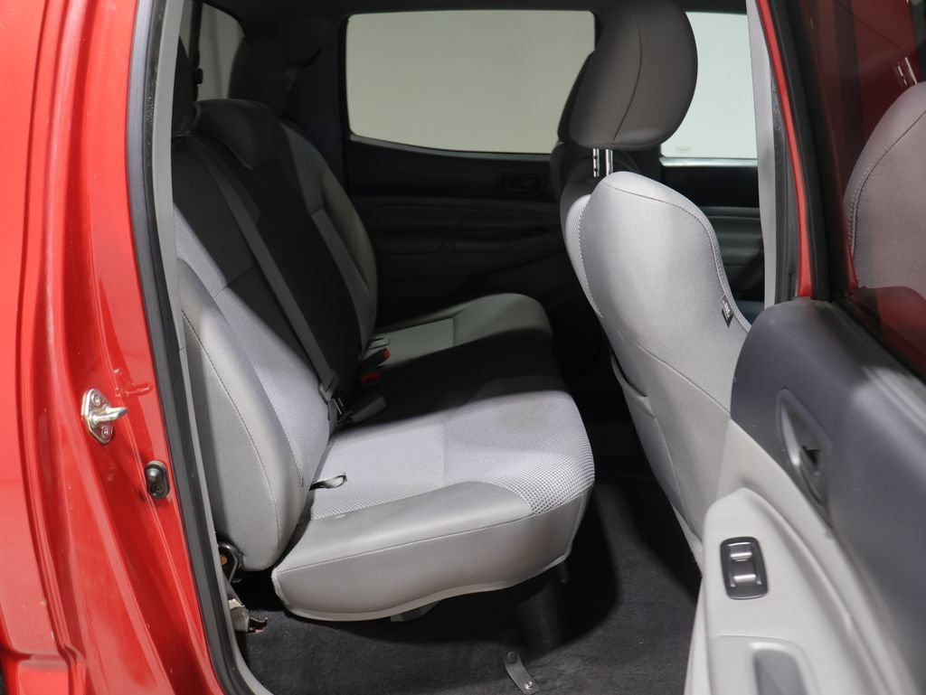Used 2014 Toyota Tacoma PreRunner w/ TRD Sport Package RWD image 19