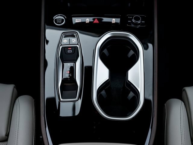 New 2026 Audi A6 Premium Plus AWD/4WD image 24