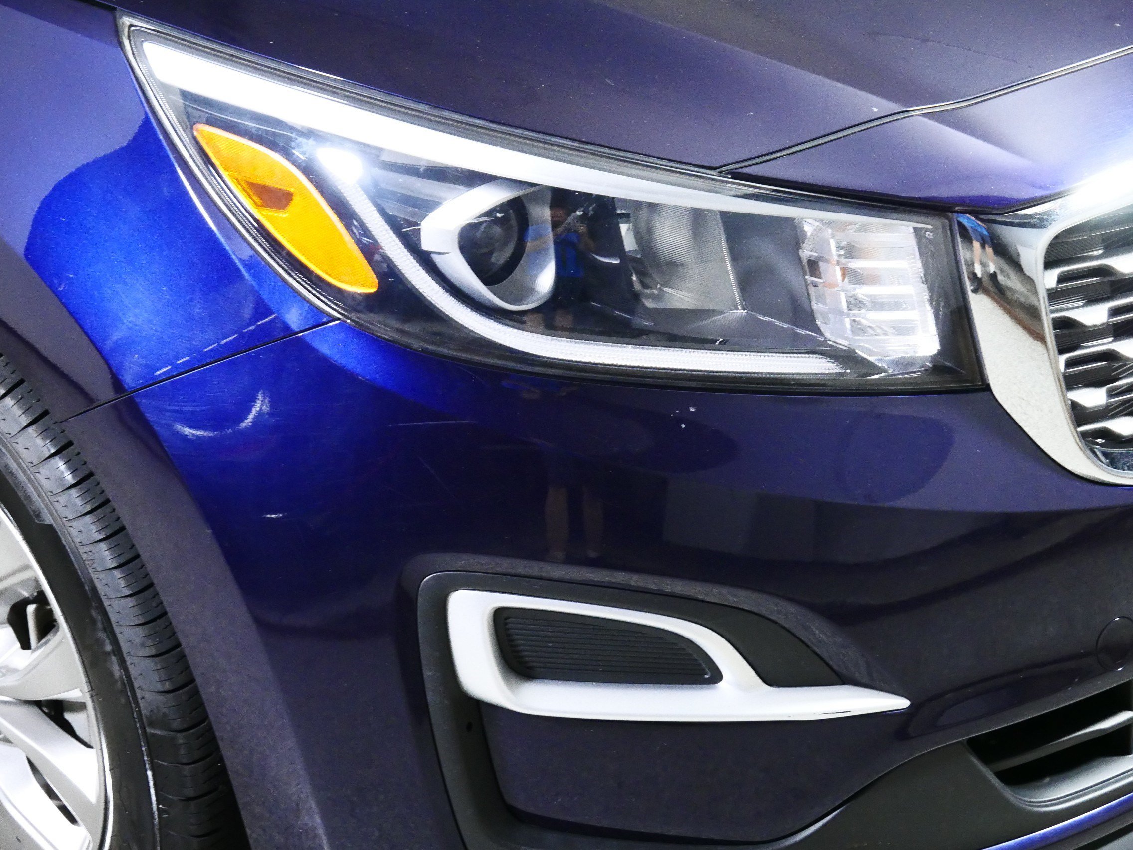 Used 2019 Kia Sedona LX FWD image 16